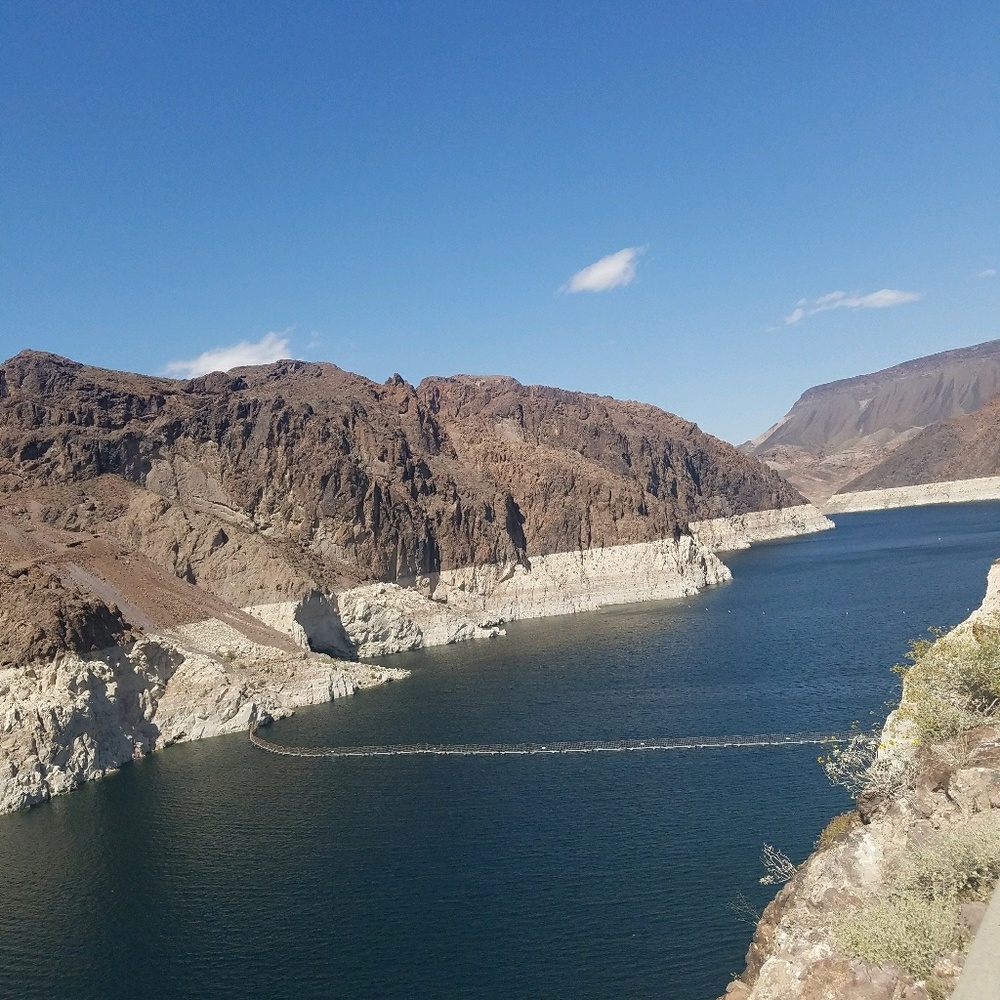 Meet your Posher, Designer Crest